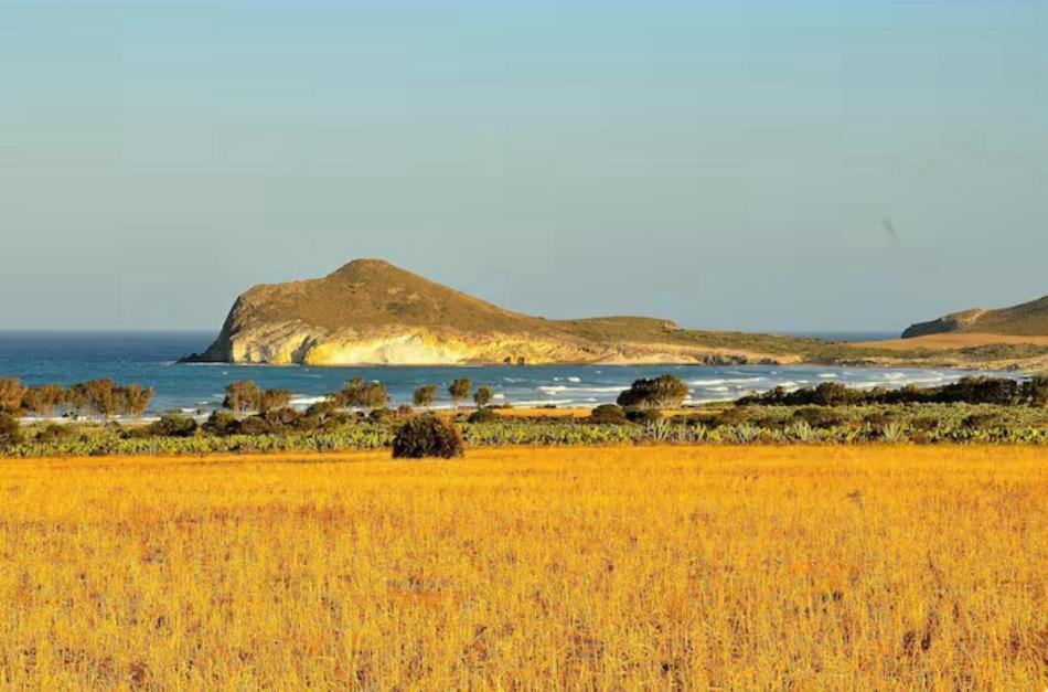 Апартаменти Loft primera línea playa, Cabo de Gata, Wifi Ретамар Екстер'єр фото